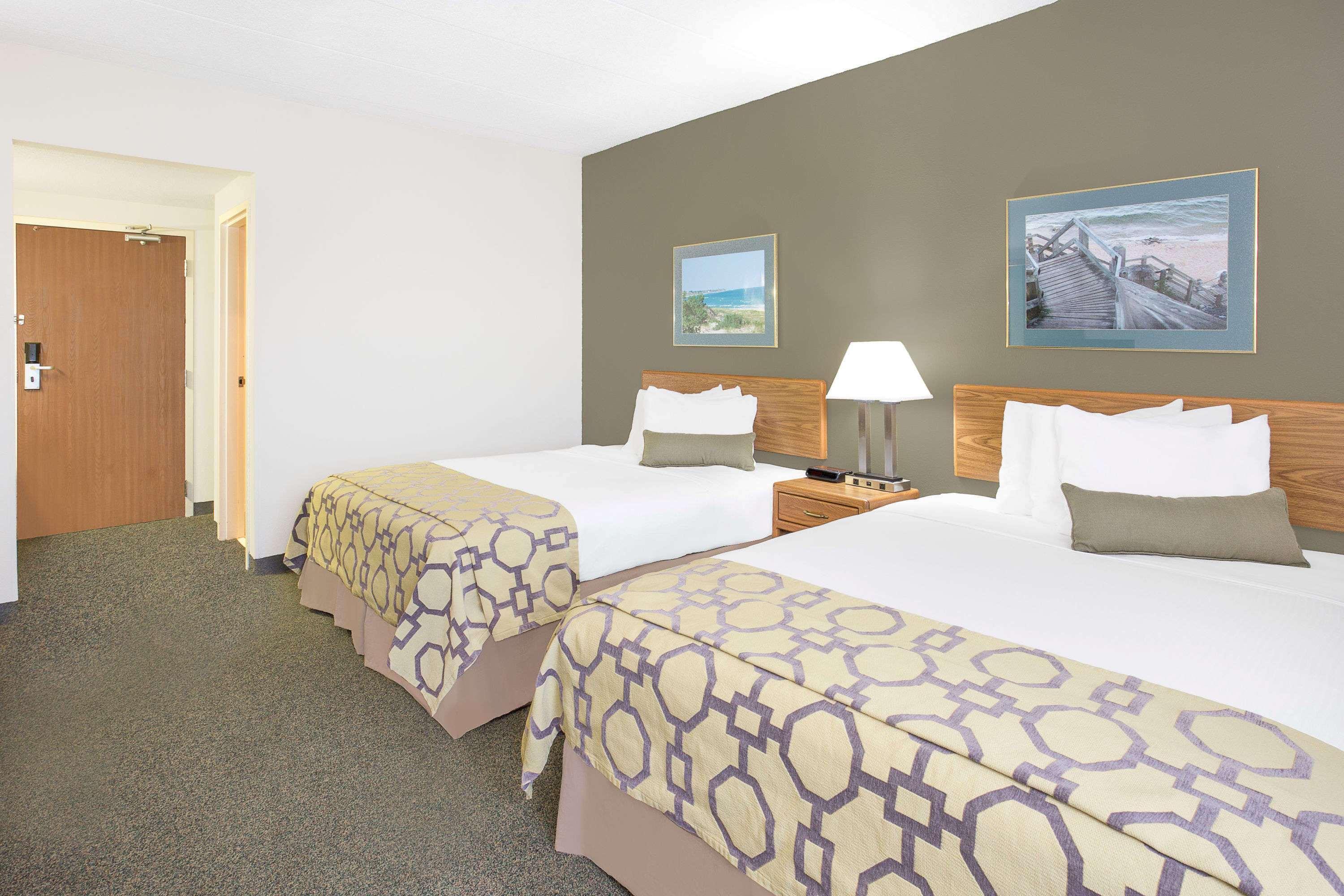 Baymont By Wyndham Janesville Eksteriør billede